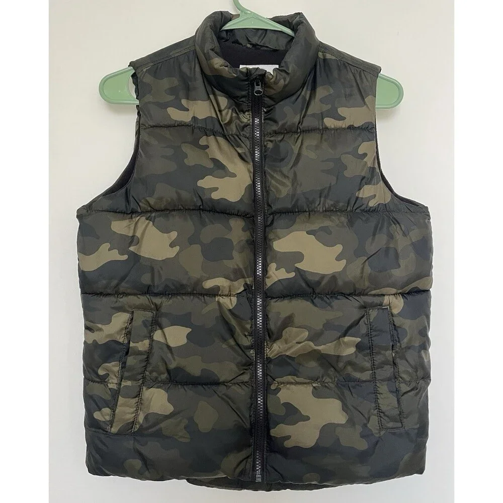 NWOT Old Navy Boys Frost-Free Camo Puffer Vest L 10-12 Full Zip Unisex